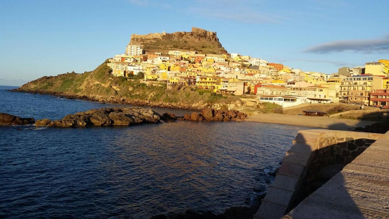 La Tartaruga Spiaggiata - Bilocale Centrale A Pochi Metri Dalla Spiaggia 카스텔사르도 외부 사진