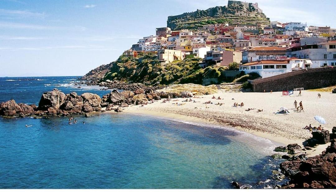 La Tartaruga Spiaggiata - Bilocale Centrale A Pochi Metri Dalla Spiaggia 카스텔사르도 외부 사진